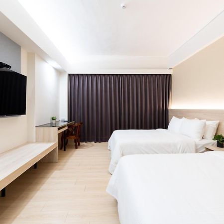Etung Hotel Taichung Exterior foto