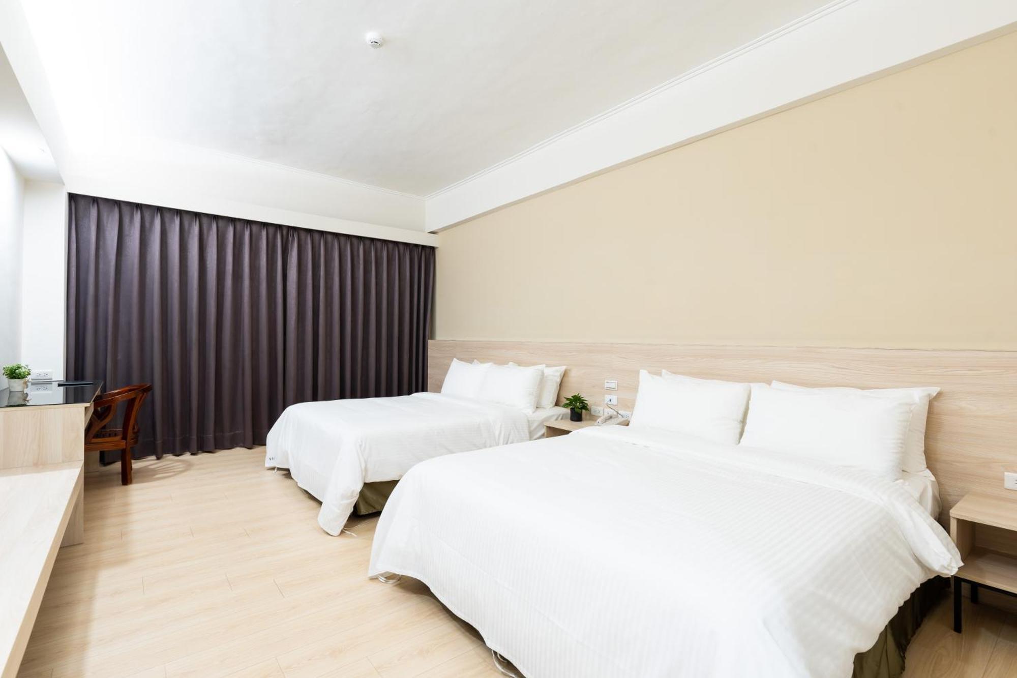 Etung Hotel Taichung Exterior foto