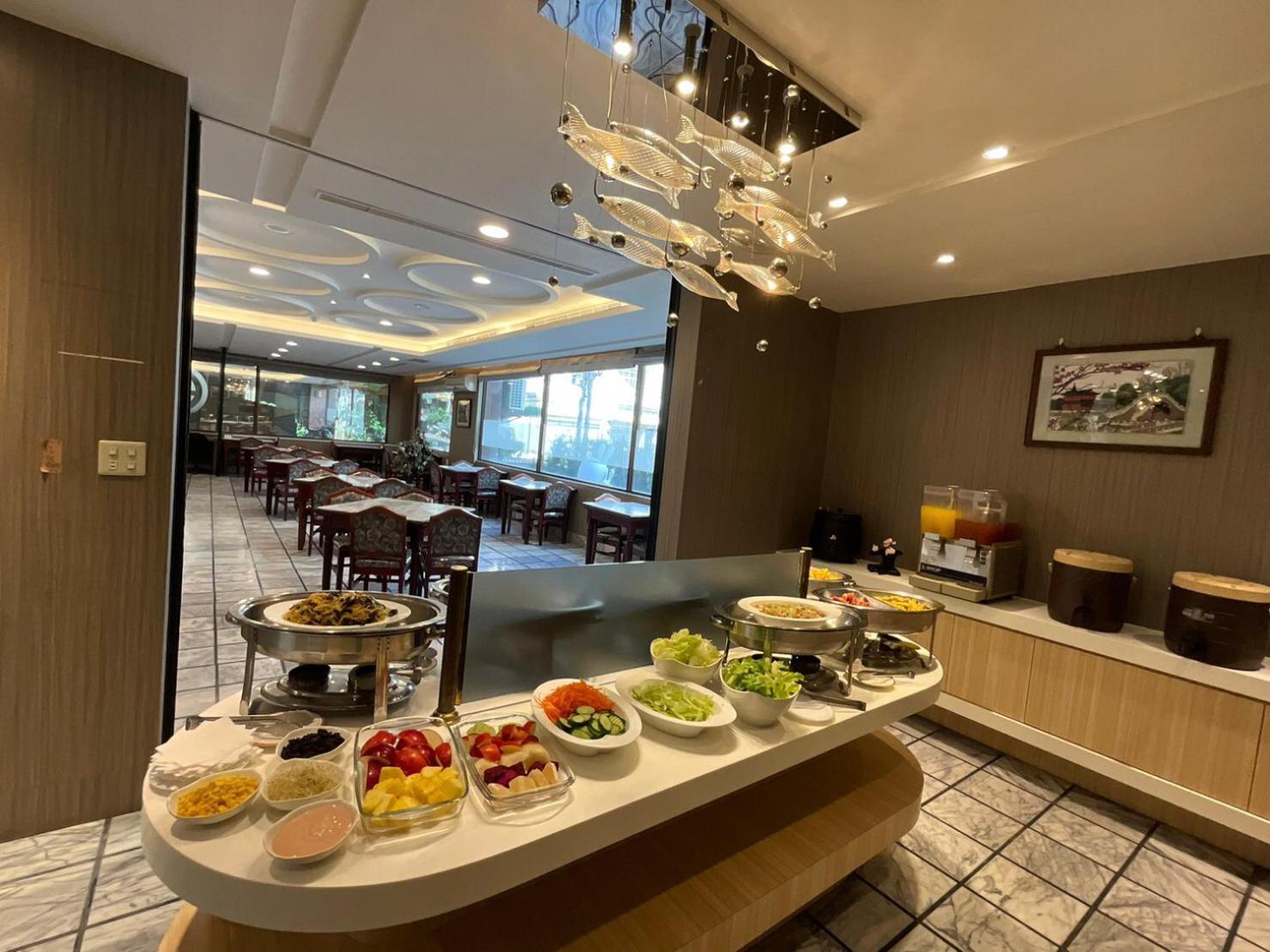 Etung Hotel Taichung Exterior foto