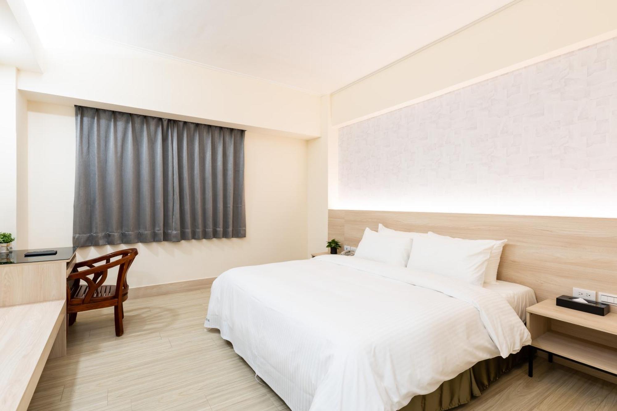 Etung Hotel Taichung Exterior foto